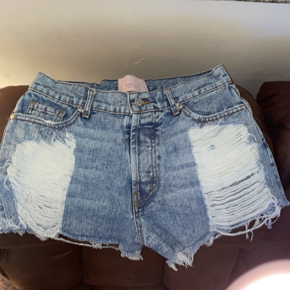 NWOT: REVICE individually destructed jean short. So different.